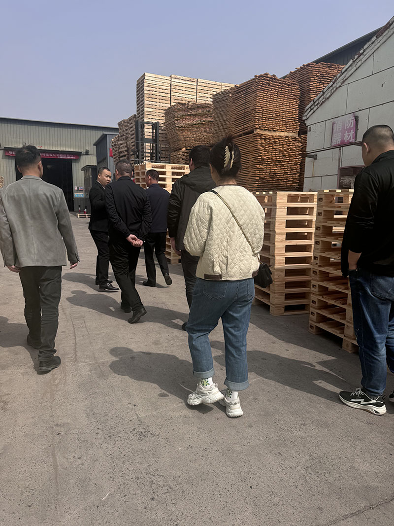 內(nèi)蒙古 XX 物流有限公司（張經(jīng)理、王工程師）?